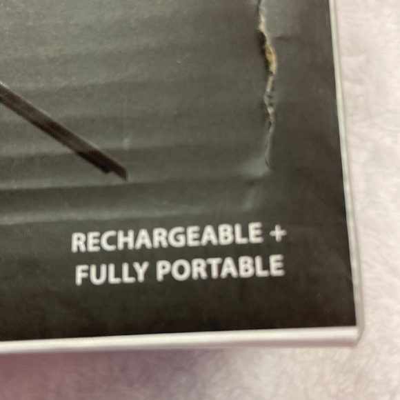 Brookstone 2-in-1 Wireless Selfie Ring Light Kit New, Unused - Picture 9 of 9